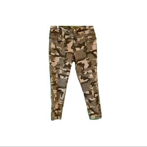 Umgee Camouflage Stretch Jeans